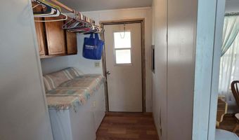 536 E Silverwood Ln, Benson, AZ 85602