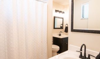 2302 Twin Lakes Dr, Bainbridge, GA 39819
