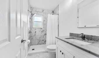 9684 Fox Ave, Allen Park, MI 48101