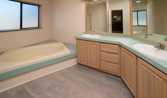 18882 River Woods Dr, Bend, OR 97702