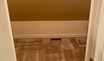 211 Keats Ln, Albrightsville, PA 18210