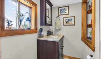 691 Eastern Ave, Augusta, ME 04330