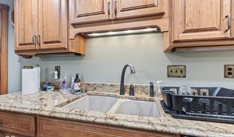 6980 White Oak Dr, Avon, IN 46123