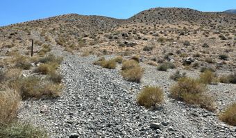Anita Dr, Hawthorne, NV 89415