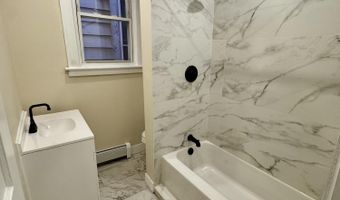 31 Bertha St 2, Albany, NY 12209