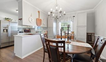 4114 Edgewood Dr, Ayden, NC 28513