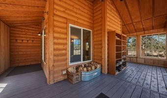 67422 Trout Ln, Bend, OR 97703