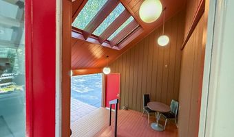 466 Greenbush Rd, East Greenwich, RI 02818