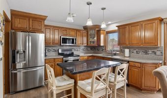8634 NE 27th Ave, Altoona, IA 50009