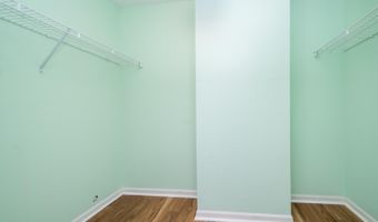 273 Scio Village Ct 125, Ann Arbor, MI 48103