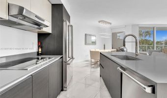 9821 E Bay Harbor Dr 302, Bay Harbor Islands, FL 33154