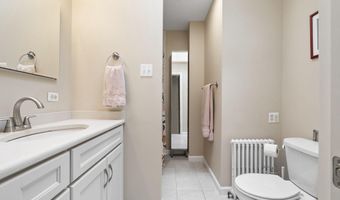 475 PENSDALE St, Philadelphia, PA 19128