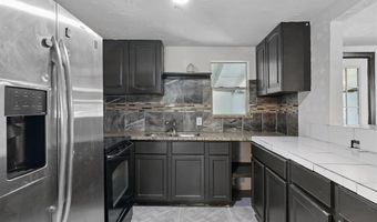 402 E Davis Ave, Alvarado, TX 76009