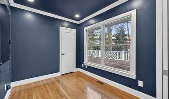 1040 Lindridge Dr NE, Atlanta, GA 30324