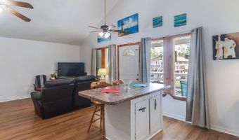 4254 1ST Ave, Bay St. Louis, MS 39520
