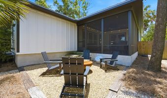 165 10th St, Apalachicola, FL 32320