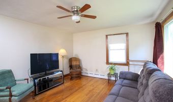 3 West St, Adams, MA 01220