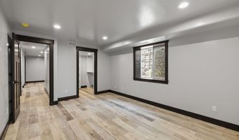 2721 W Seasons Rd, Athol, ID 83801