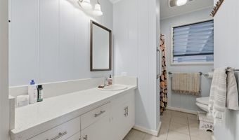 99-139 B Napuanani Rd 3, Aiea, HI 96701