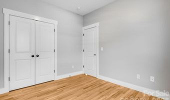 123 Estelle Park Dr, Asheville, NC 28806