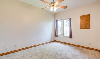418 W Summit Ave, Augusta, KS 67010