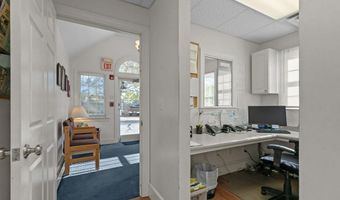 74 Valley Rd, Middletown, RI 02842