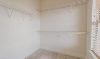 22595 WINDSOR LOCKS Sq, Ashburn, VA 20148