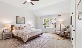 808 Anchor Ave, Beachwood, NJ 08722