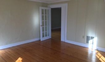 38 North St, Bristol, VT 05443