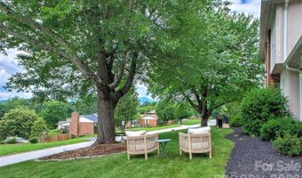 53 Braddock Way, Asheville, NC 28803