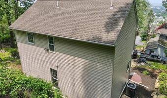 2545 S Albert St, Allentown, PA 18103