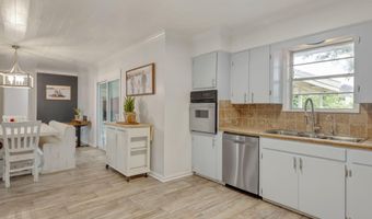 100 Lynn Dr, Lafayette, LA 70508
