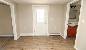 35 Mildred Ave, Bangor, ME 04401