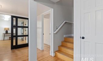 889 E Chardie Rd, Boise, ID 83702
