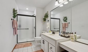 1128 8th St SE, Altoona, IA 50009