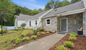906 Cedar Ct, Aberdeen, NC 28315