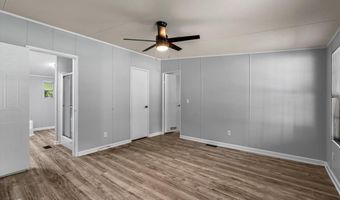 2174 Twin Lake Rd, Benton, LA 71006