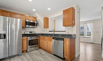 817 Pine Way Dr M1, Columbus, OH 43085