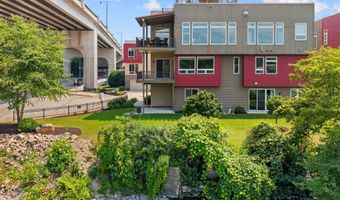 1141 E BANTA Ct, Appleton, WI 54915