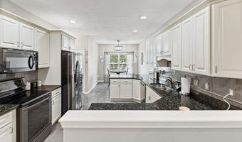100 Windsor Dr, Alton, IL 62002