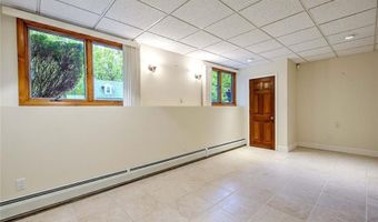 6 Birch St, Johnston, RI 02919