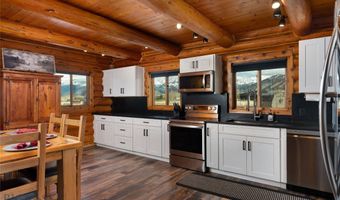 7550 7560 Springhill Rd, Belgrade, MT 59714