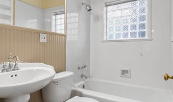 574 E Main St, Ashland, OR 97520