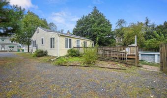 10 N MAIN St, Magnolia, DE 19962