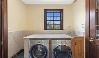 425 East Ave, Bay Head, NJ 08742