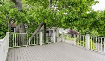 120 Highland Ave, Branford, CT 06405