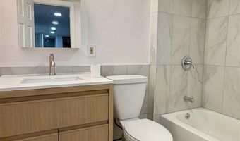 11 E 37TH St 3, Bayonne, NJ 07002