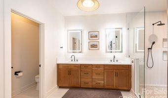 1602 Herrin Ave, Charlotte, NC 28205