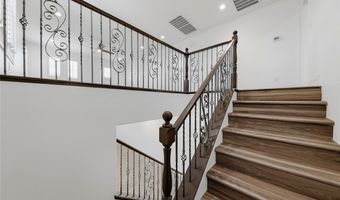 5301 Fairbranch Ln, Las Vegas, NV 89135