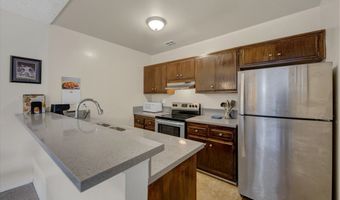 5349 Newcastle Ave 42, Encino, CA 91316